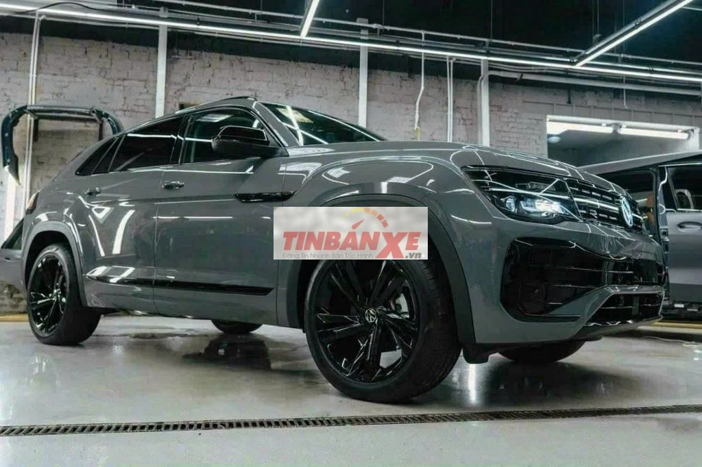 Volkswagen Teramont X Platinum 2.0 AT 2025 Xám
