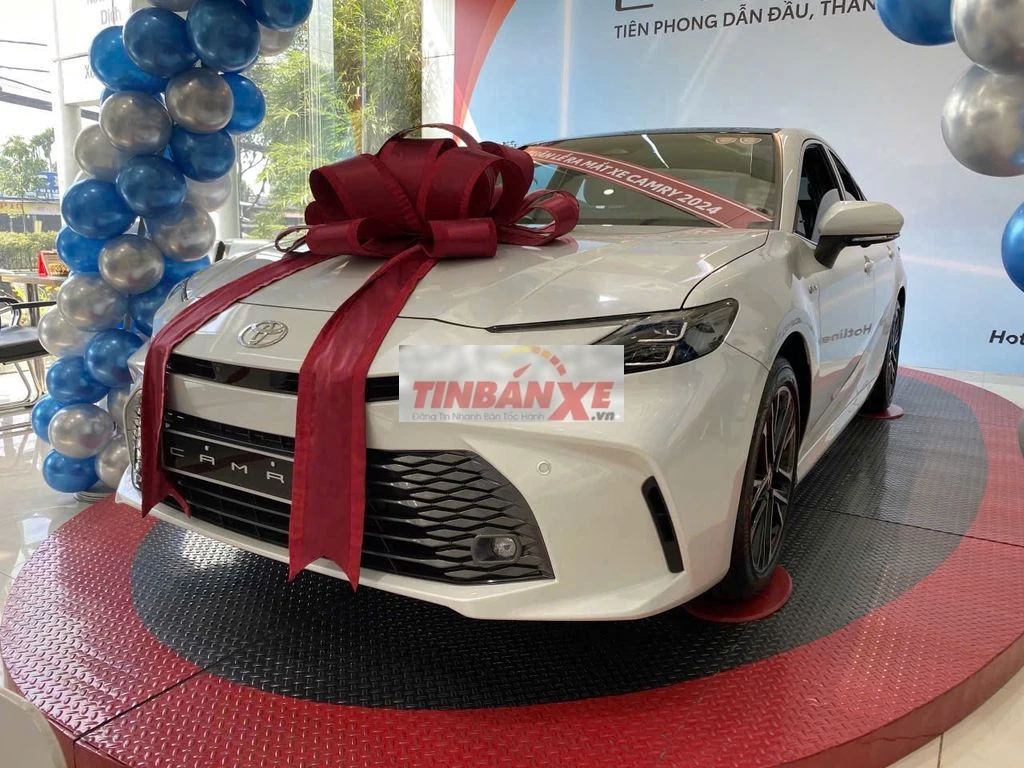Toyota Camry Hybrid Trắng Xăng lai điện 2.5 HYBRID