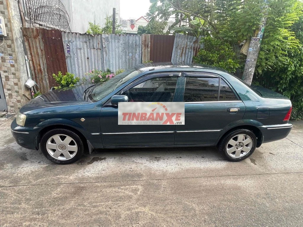 Ford Laser 2002 Xanh
