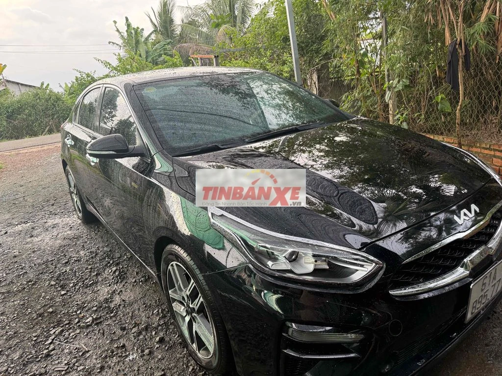 Kia Cerato 5 chỗ màu Đen 2020 prenium