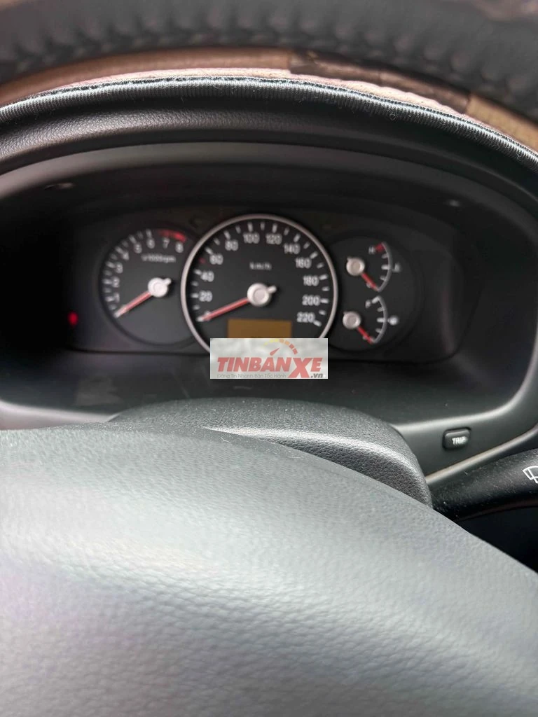 Kia Carens 2011 Xám 7 chỗ 77.000 km