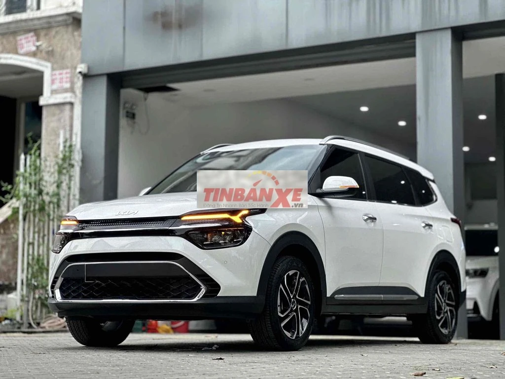 Siêu Lướt Kia Carens 1.5 Luxury 2024 Trắng 11000Km