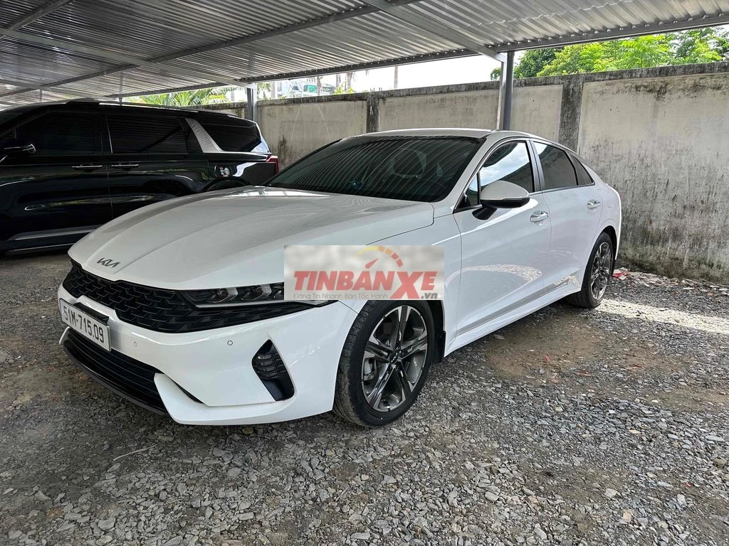 KIA K5 LUXURY 2022 lăn bánh 12/2023 được 34.000km