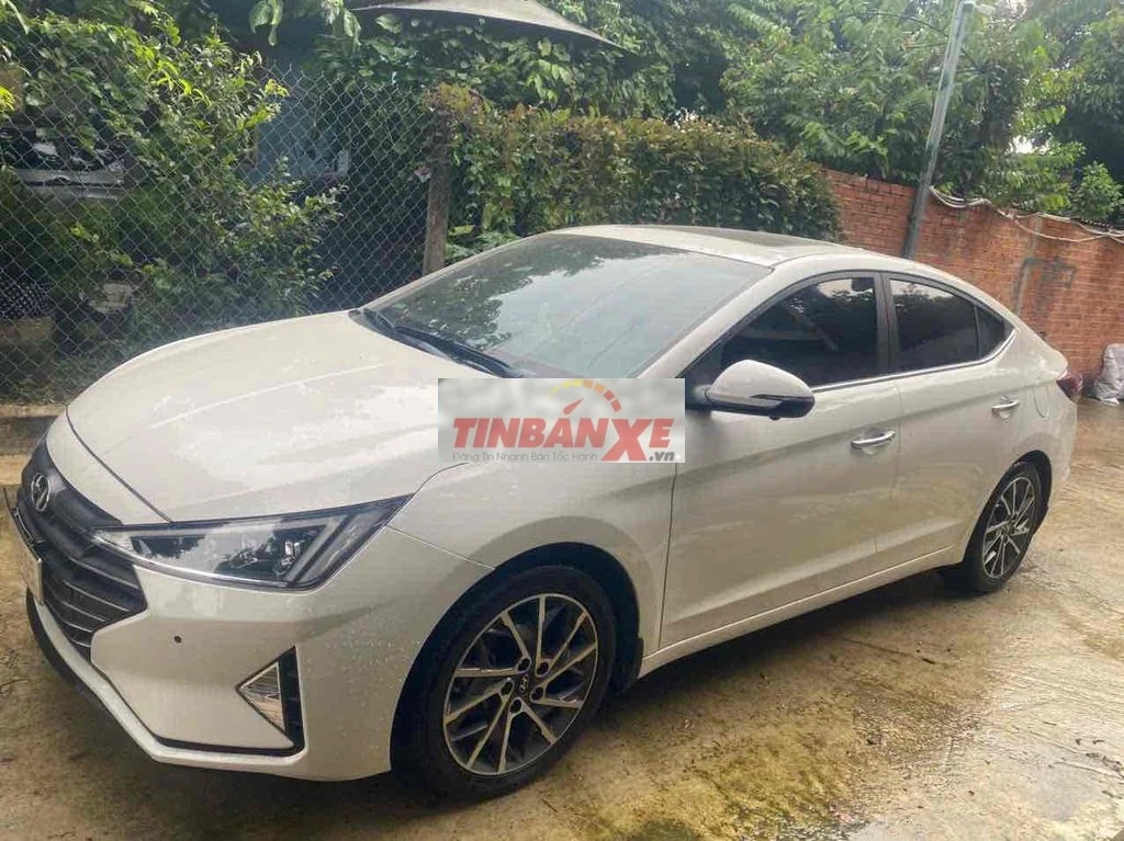 Hyundai Elantra 2.0 SX 2021 Trắng 67438 km
