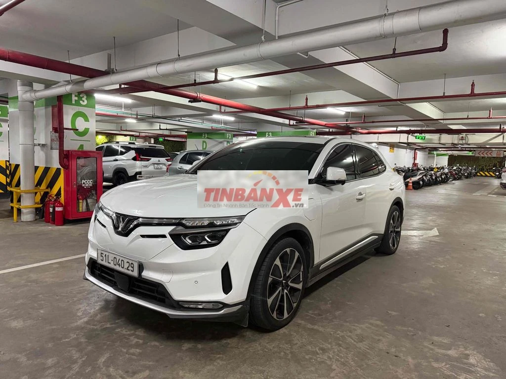 VinFast VF8 PLUS 2023 Trắng 92.000 km