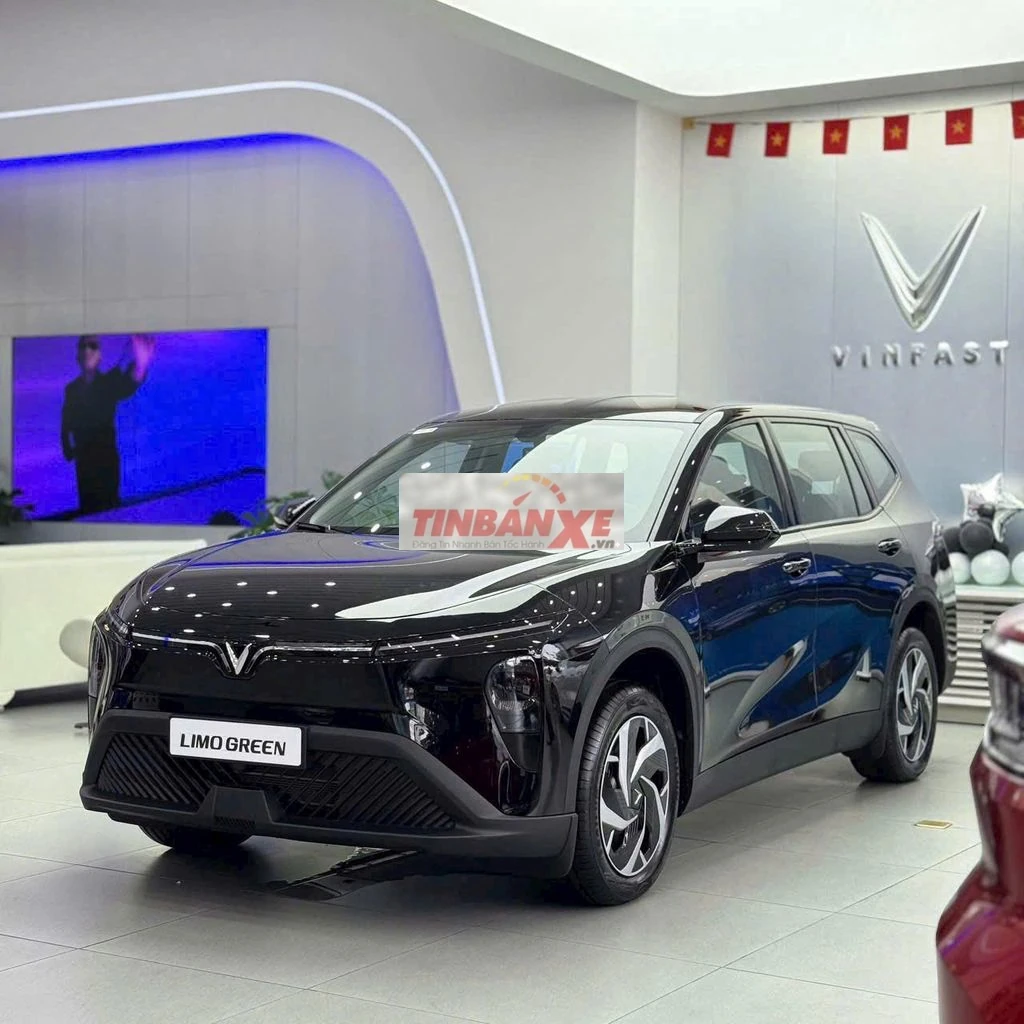 VinFast limo greem, ưu đãi khủng, giao ngay