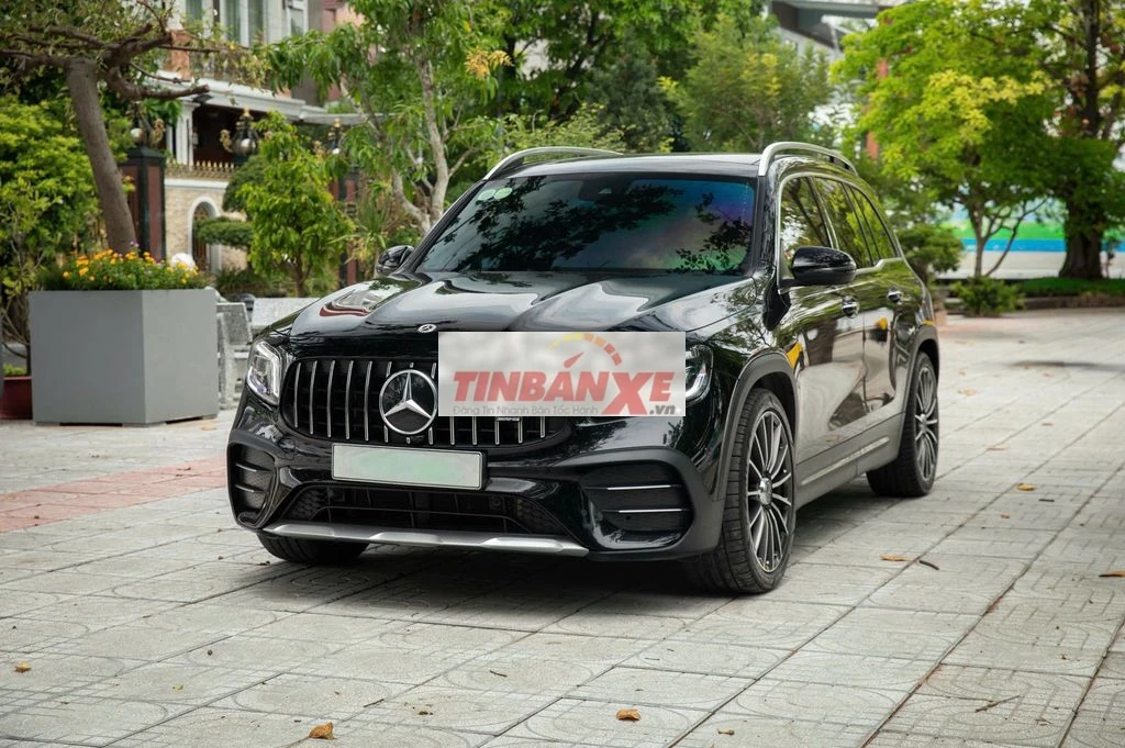 Mercedes-Benz GLB 35 AMG 2022 nhập khẩu option đủ
