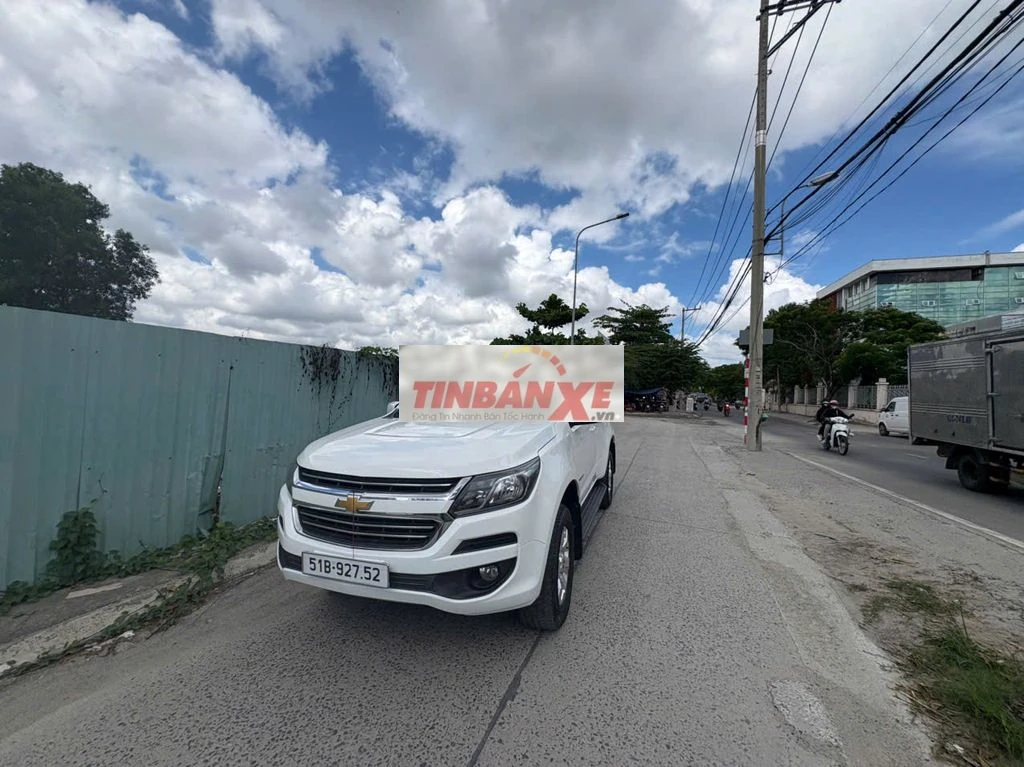 Chevrolet Trailblazer 2018 Tự động Trắng Nhập khẩu