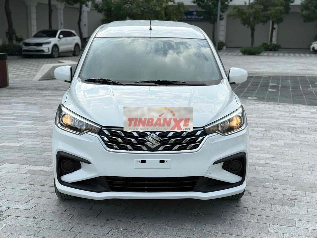 Suzuki Ertiga 2023 Số sàn 7 chỗ Xăng Điện