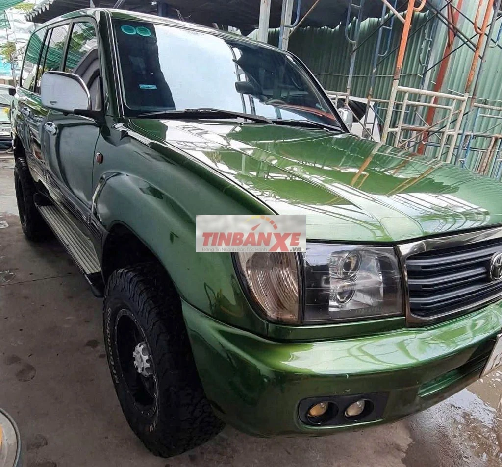 Toyota Land Cruiser 2005 Xanh lá 7 chỗ