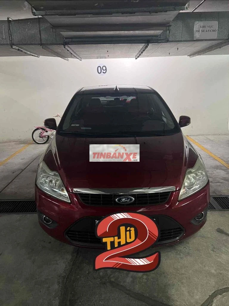 Ford Focus hatchback 1.8 2011 Đỏ 120.000 km