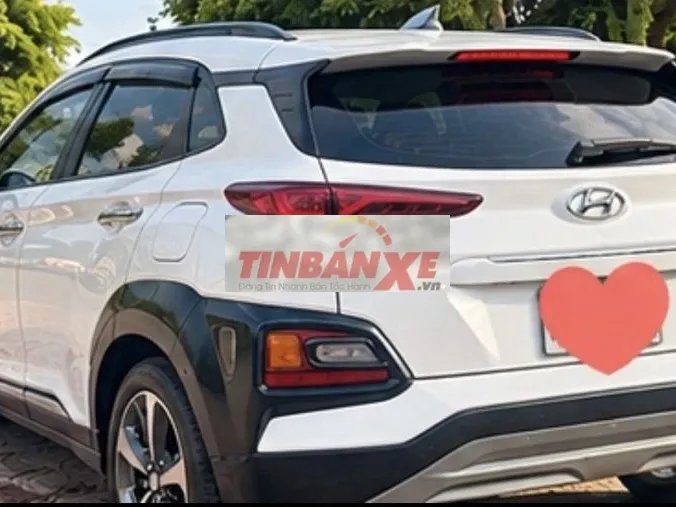 Hyundai Kona 1.6 Turbo 2019 Trắng 77.654 km