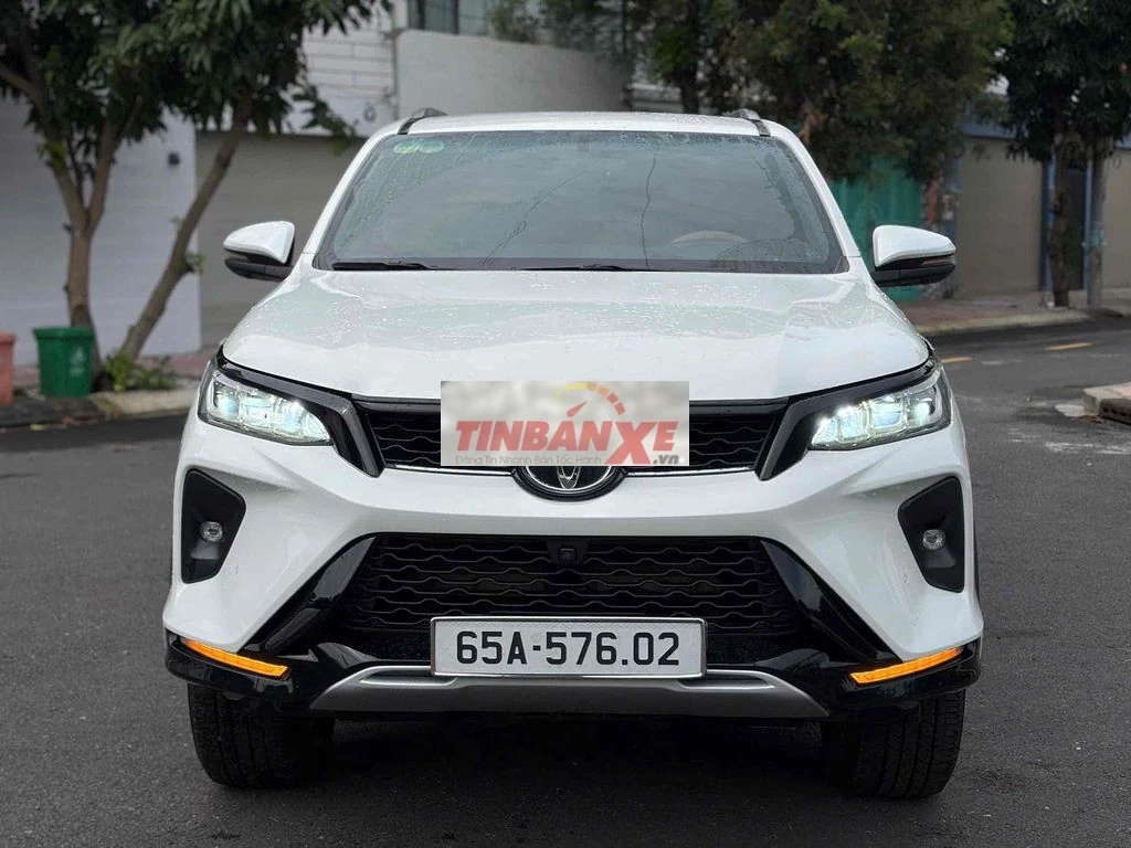 Legender 2022 chuẩn 8 vạn hỗ trợ vay 70%