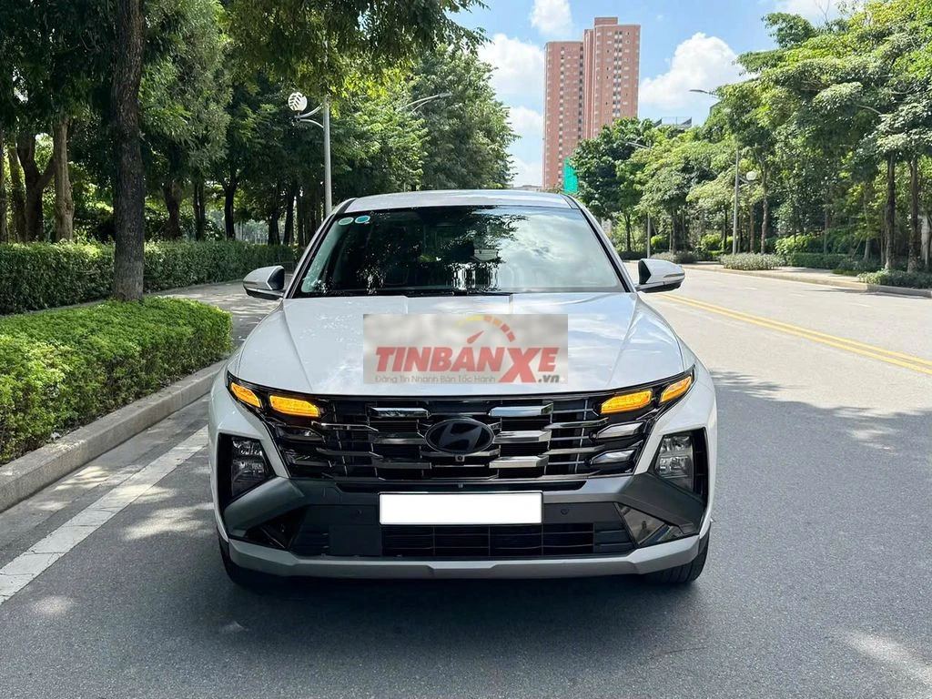 Hyundai Tucson 2024 2.0 đặc biệt Trắng 34000 km