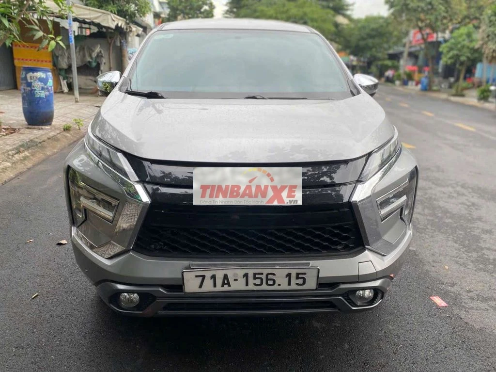 Mitsubishi Xpander 7 chỗ