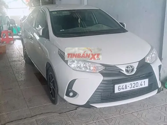 Toyota Vios 2021 Bản E Số sàn Trắng