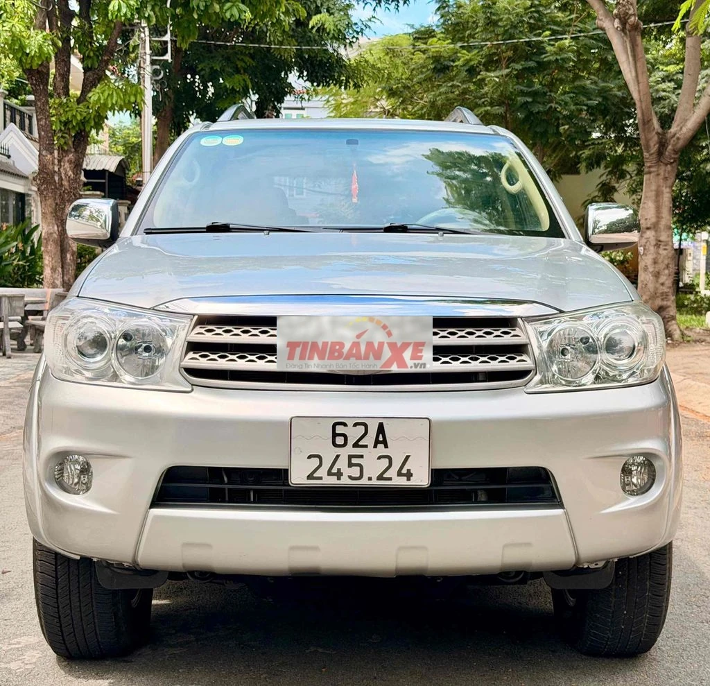 Fortuner 2.7v4x4 2011 xe cực chất máy số zin