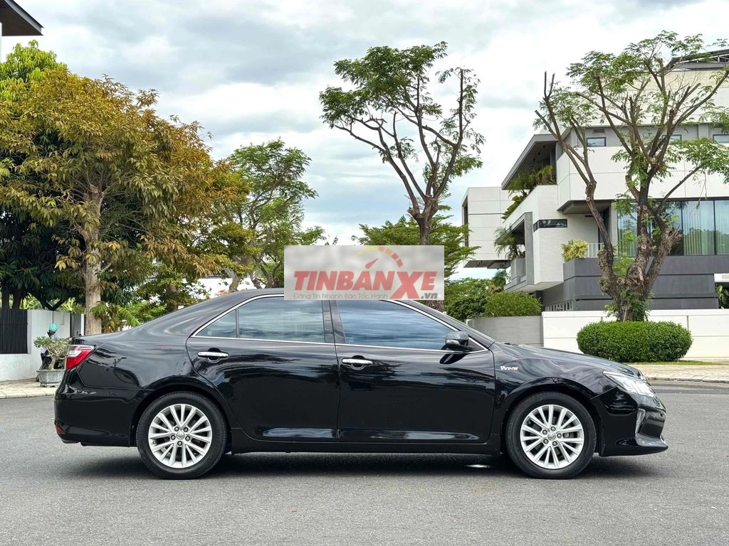 Toyota Camry 2017 2.0e