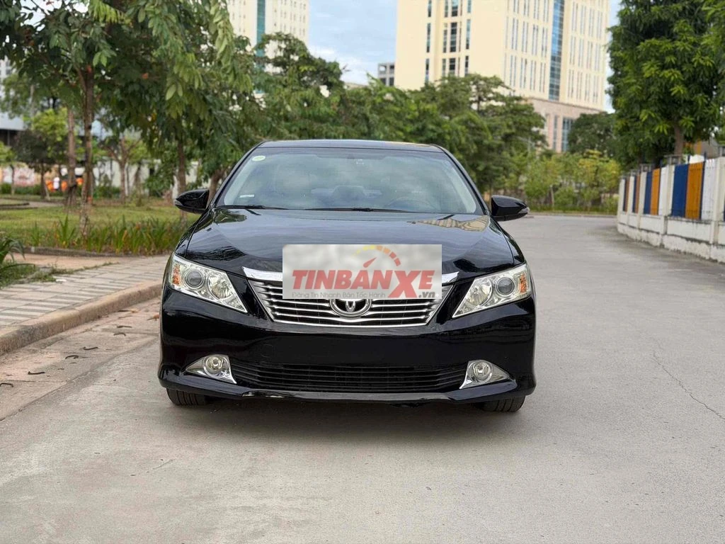 Toyota Camry 2014 2.0E Đen 100000 km