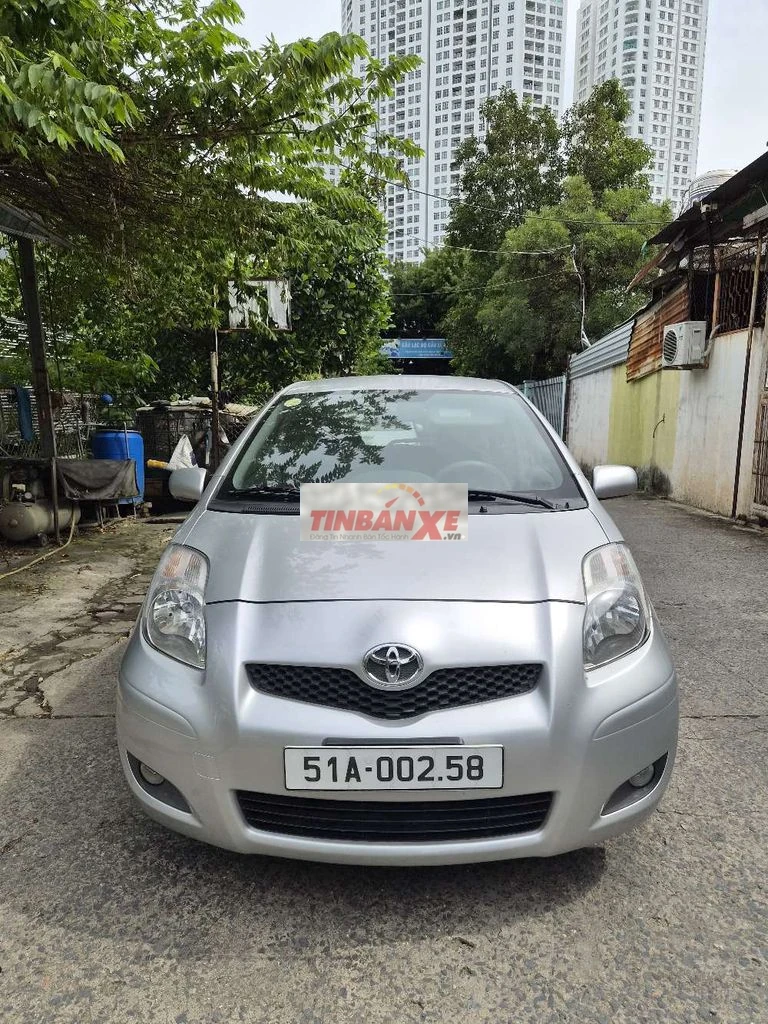 Toyota Yaris 1.3L 2009 Bạc 49000km
