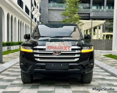 Xe Toyota Land Cruiser 3.5 V6 2022