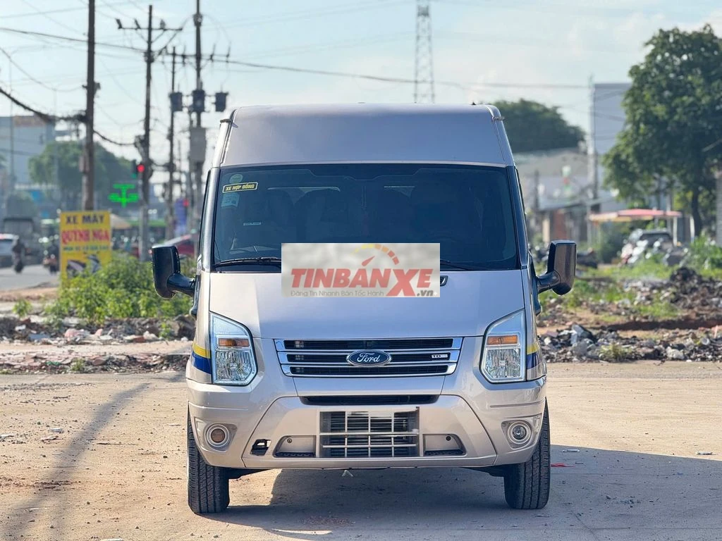 Ford Transit Luxury 2019