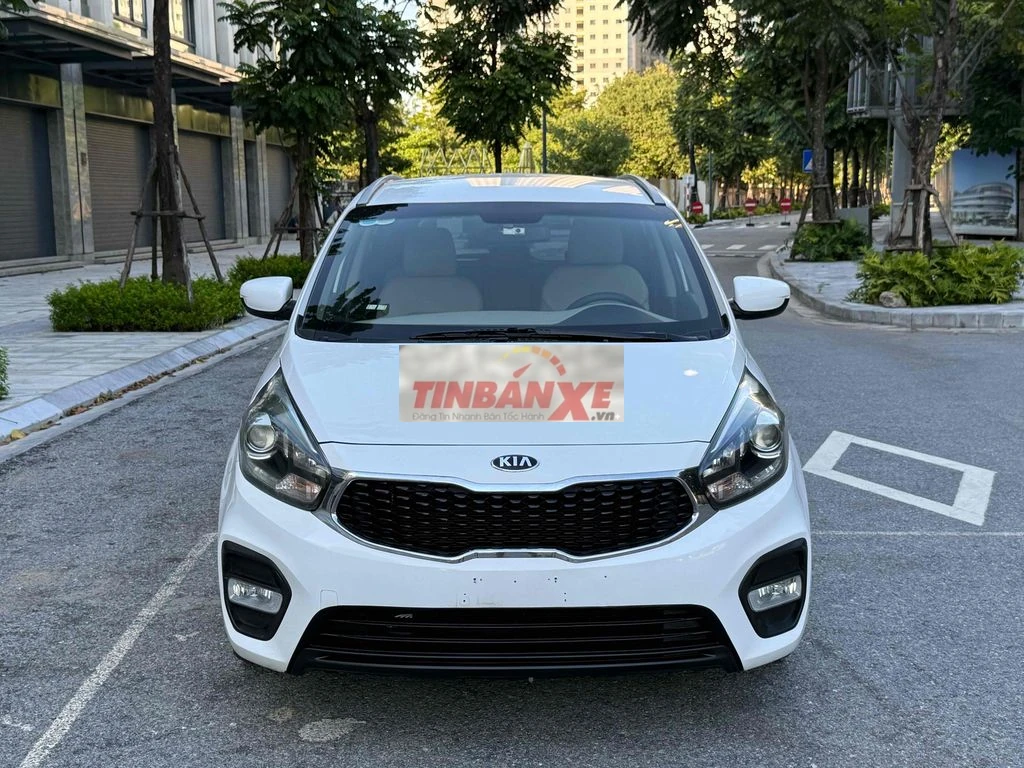 Kia Rondo 2022 Số sàn Trắng 79000 km