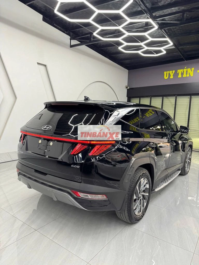 Tucson ath 2.0 đặc biệt máy dầu sx 2023