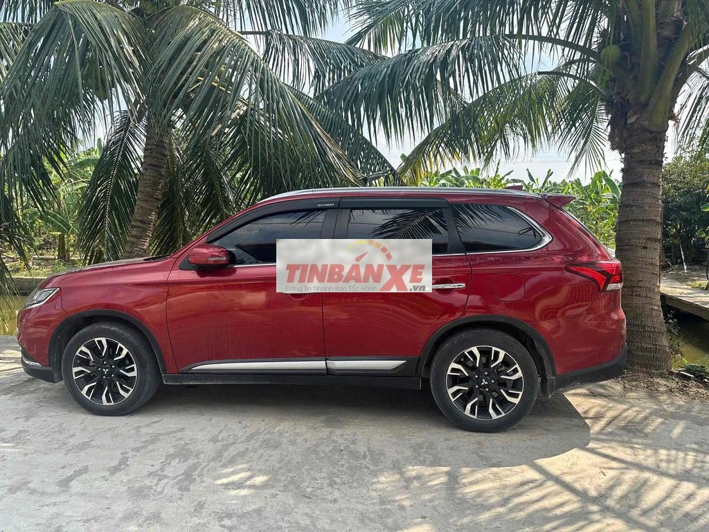 cần bán xe outlander premium 2.0