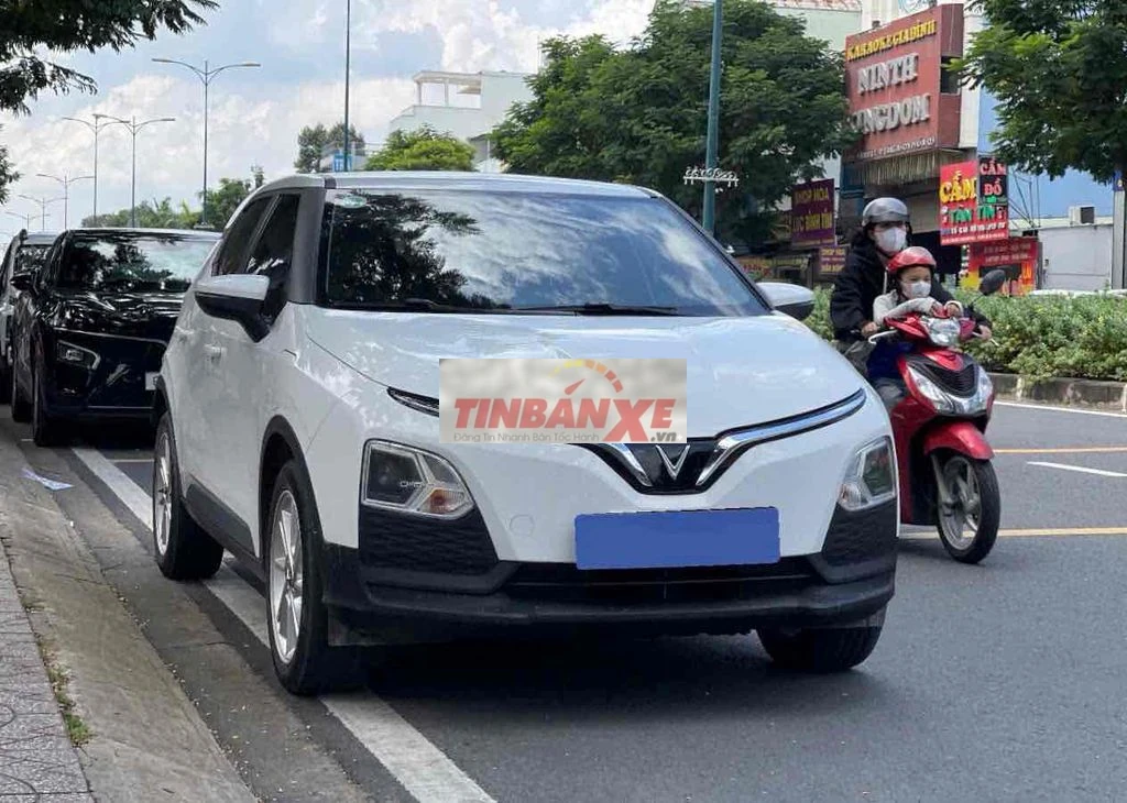 VF5 26 Trắng 43.000 km Biển trắng