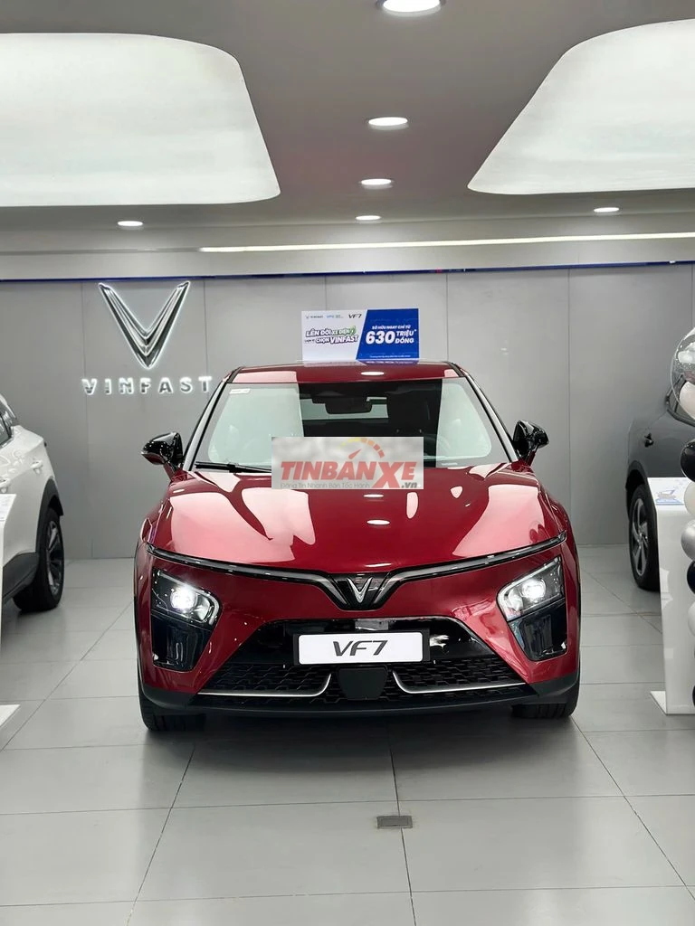 Vinfast VF7 eco & plus 2026