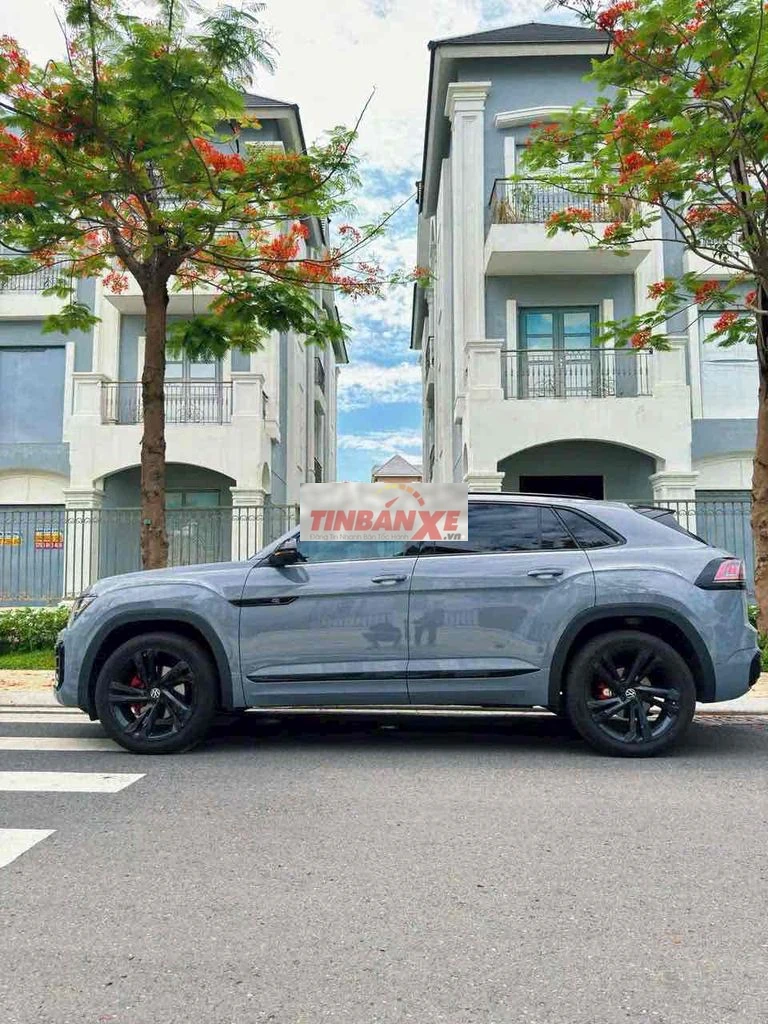 Volkswagen Teramont X 2025 Xám 13.000km