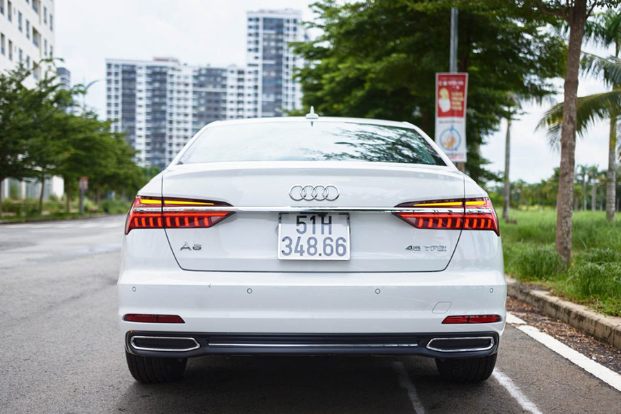 Đuôi xe Audi A6 2020