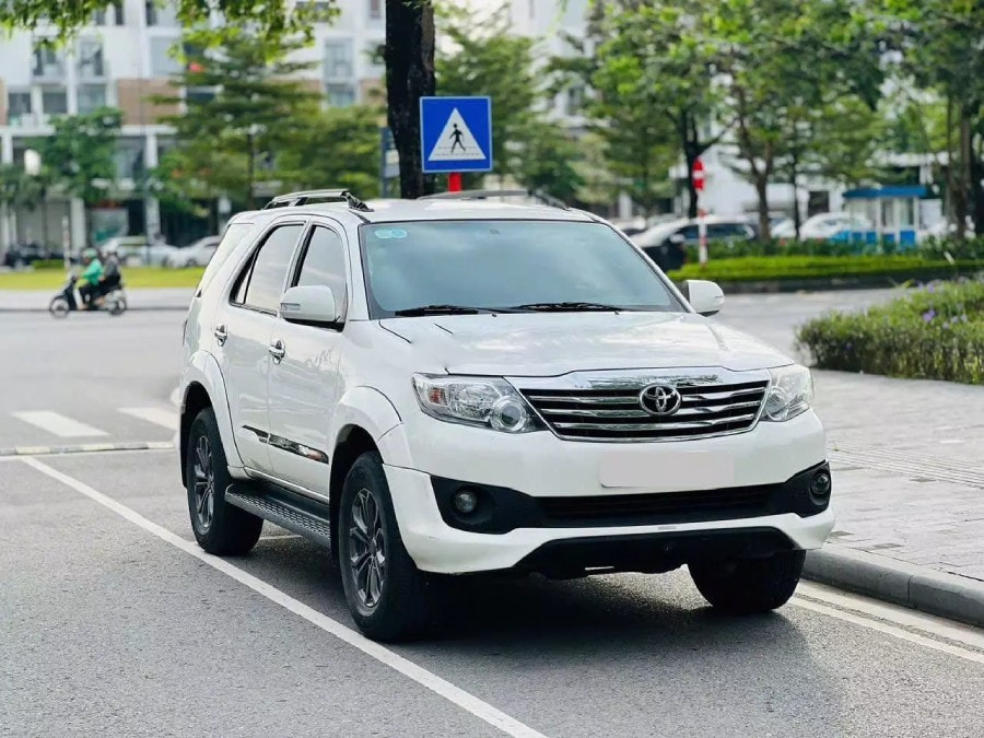 dau xe toyota fortuner 2015 tinbanxe vn