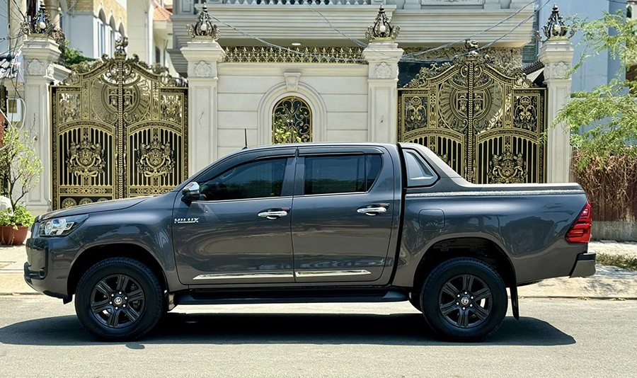 toyota hilux 2022 tinbanxe vn 4