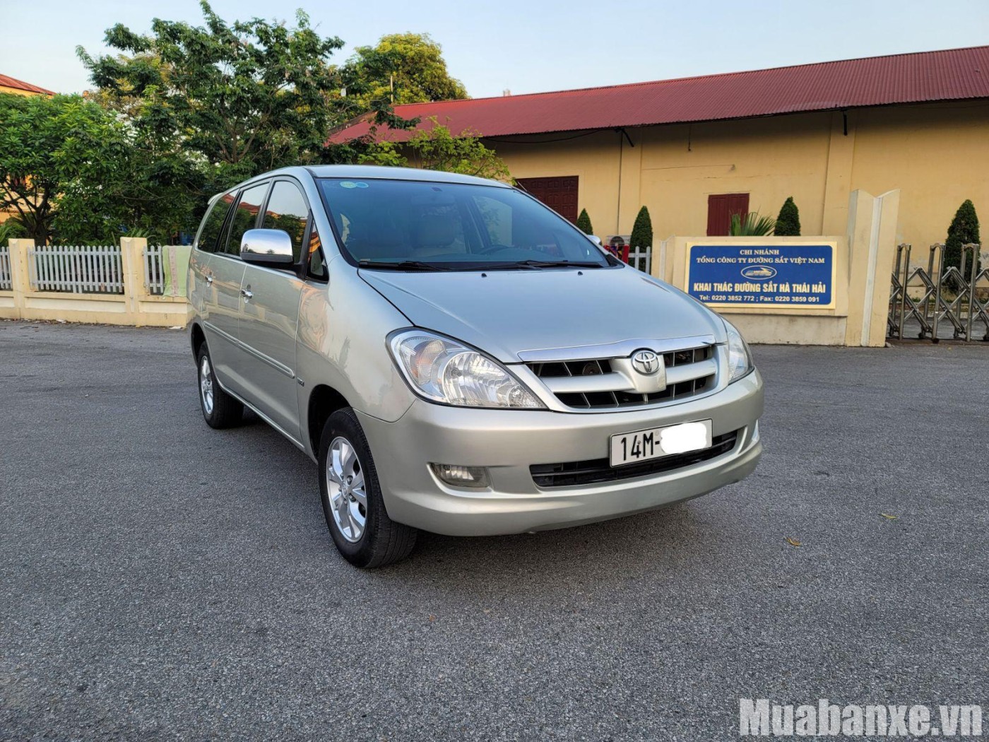 dau xe innova 2008 tinbanxe vn