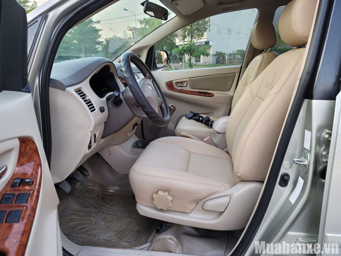ghe truoc cua xe innova 2008 tinbanxe vn
