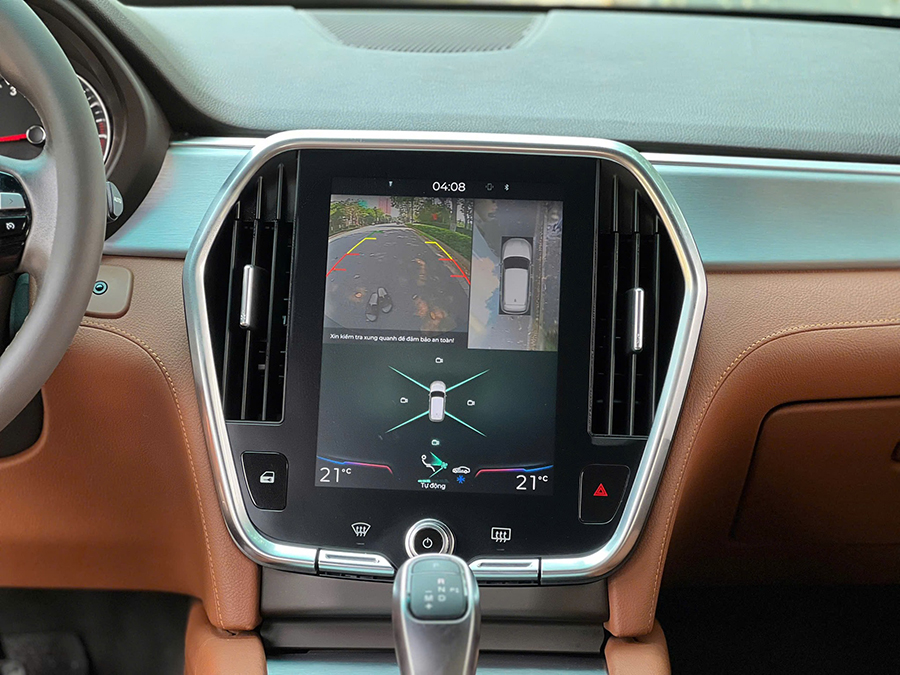vinfast lux sa2 0 2022 tinbanxe vn 11