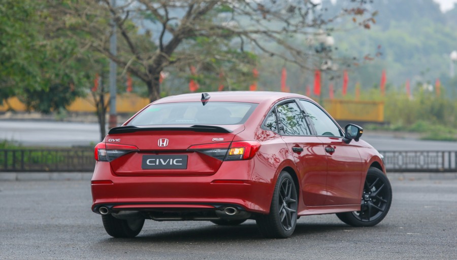 so sanh honda civic va toyota corolla altis tinbanxe 6