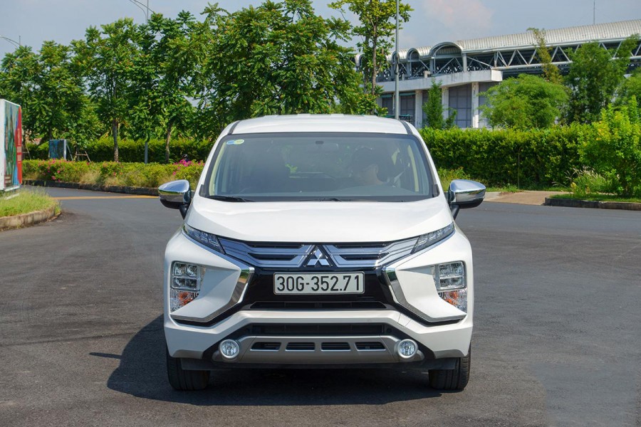 so sanh toyota innova va mitsubishi xpander 9