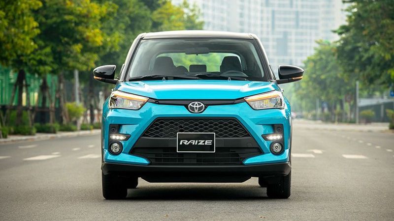 so sanh toyota raize vs hyundai creta tinbanxe 3