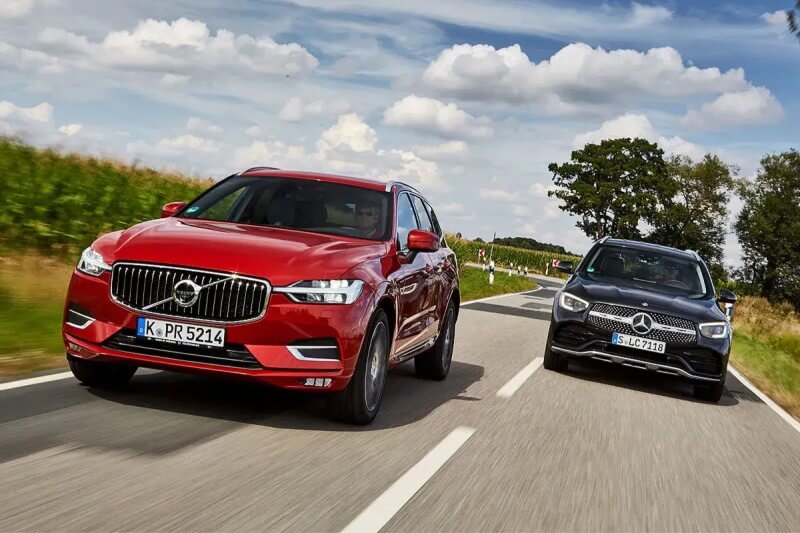 So sanh volvo xc60 va mercedes glc 300 tinbanxe 3